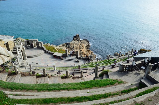 UK_10_12_2011_08_38_27